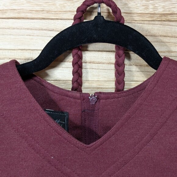 Mynette Long Sleeve Dress w/ Belt Elegant Burgundy Size 12 - Picture 7 of 13